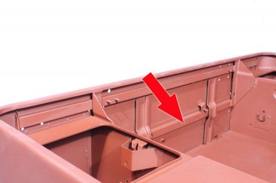 RENFORT INFERIEUR DE PANNEAU ARRIERE