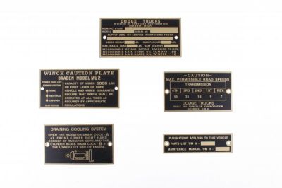 PLAQUES LAITON DODGE WC 52