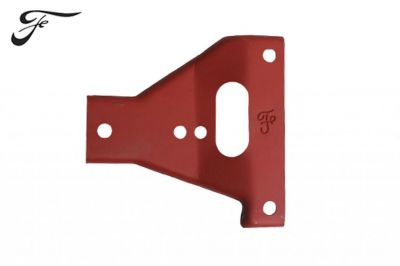 GOUSSET SUPERIEUR DROIT PARE CHOC AVANT FORD