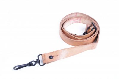 SANGLE CUIR FAUVE CLAIR 118 CM