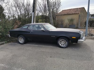 FORD GRAN TORINO noire