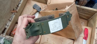 COLLIER FREIN A MAIN GARNI WOF 