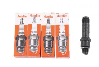 BOUGIE D'ALLUMAGE BLINDEE AUTOLITE - 24 VOLTS M38 (x4)