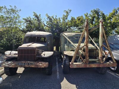 LOT 2 DODGES AMBULANCE WC54